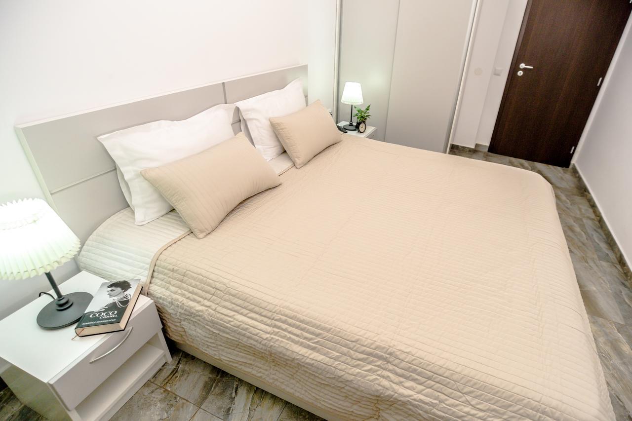 Conceptht Regim Hotelier Iasi Exteriör bild